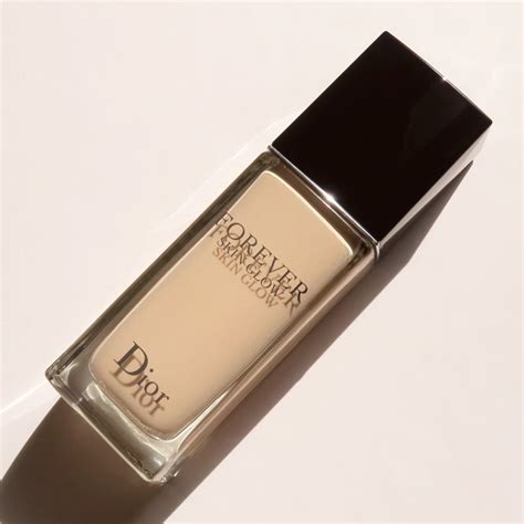 dior forever skin glow测评|Dior Forever Skin Glow Foundation Review.